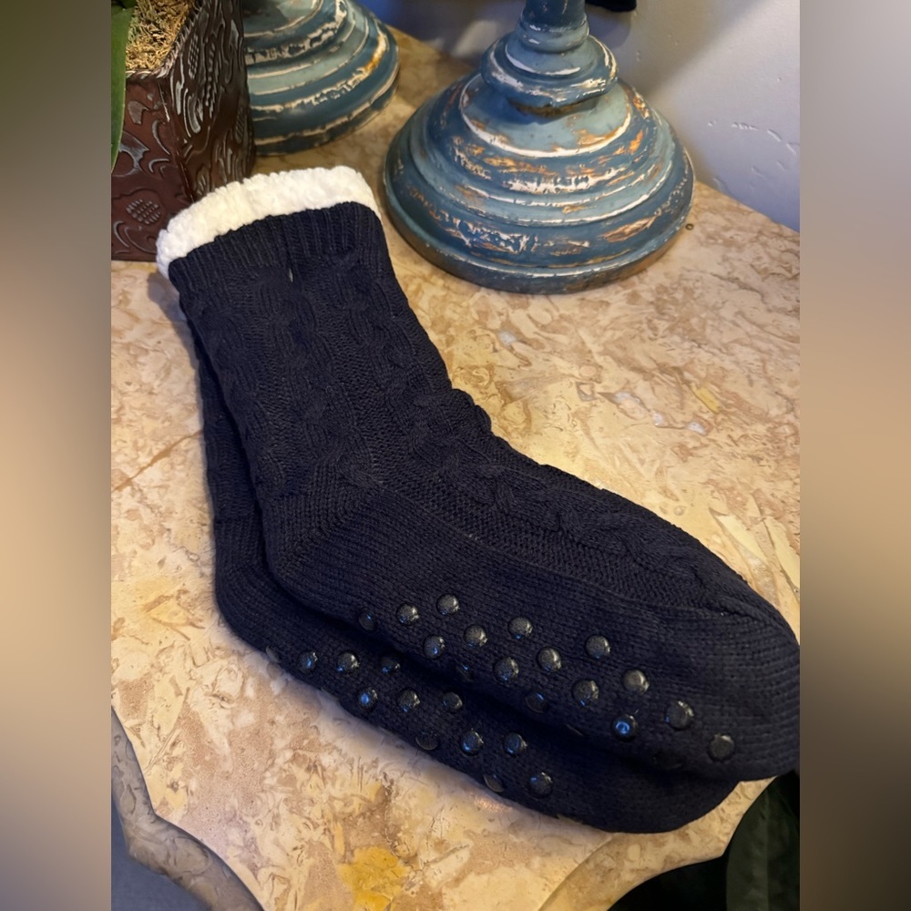 3/$30 Brand New Sherpa Lined Sweater Socks House Slippers - Picture 2 of 5